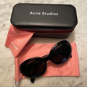 Acne Studios Mustang Sunglasses in black - Never Worn